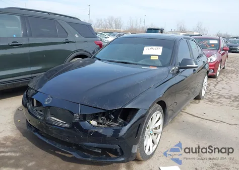 2016 BMW 320I xDrive z USA, uszkodzony, nr VIN WBA8A3C57GK690219